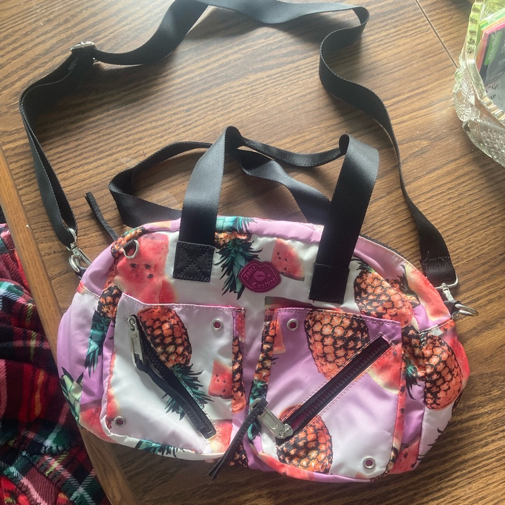 EUC Juicy Satchel